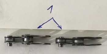 1: chain link-Collegamento  2: inner plates-Maglia interna 3: roller-Rullo  4: pin-Perno 5: outer plates-Magli