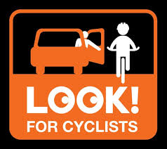 warning sign for cyclists - segnale di attenzione presenza ciclisti