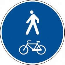 segnale  posto in corrispondenza di un percorso unico per pedoni e ciclisti (Ciclopedonale)
