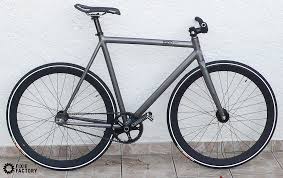 fixed gear bike - bici a scatto fisso