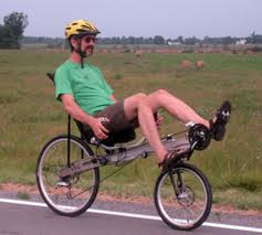 recumbent bike-  bici reclinata