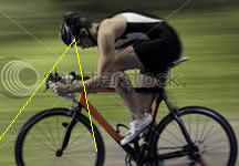 posture cyclist on road bike in search of speed - Postura del ciclista in ricerca della velocità