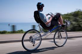 recumbent bike-  bici reclinata