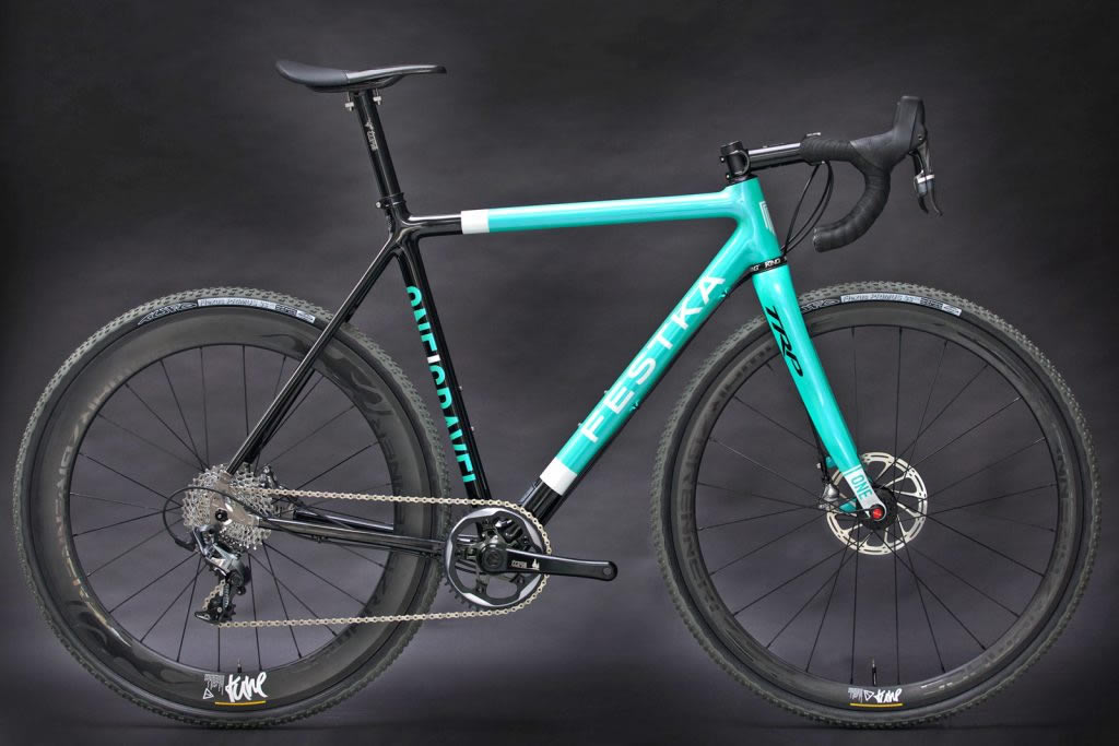 Gravel Bike